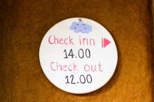 How to monetize early check-in and late check-out in your hotel.